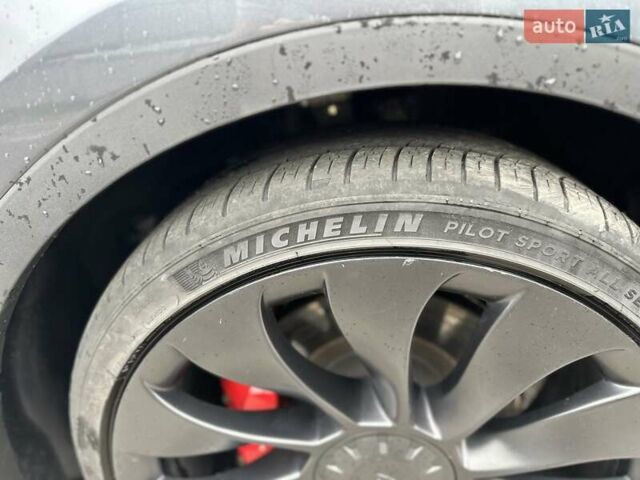 Сірий Тесла Model Y, об'ємом двигуна 0 л та пробігом 121 тис. км за 25000 $, фото 15 на Automoto.ua