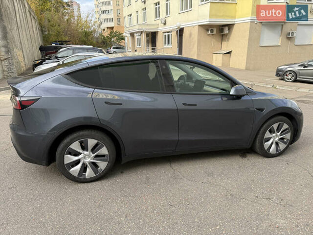 Тесла Model Y 2022 в Киеве на Automoto.ua Серый Тесла Model Y, объемом двигателя 0 л и пробегом 65 тыс. км за 26800 $, фото 2 на Automoto.ua