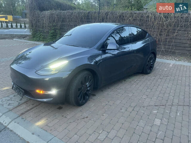 Сірий Тесла Model Y, об'ємом двигуна 0 л та пробігом 69 тис. км за 29999 $, фото 9 на Automoto.ua