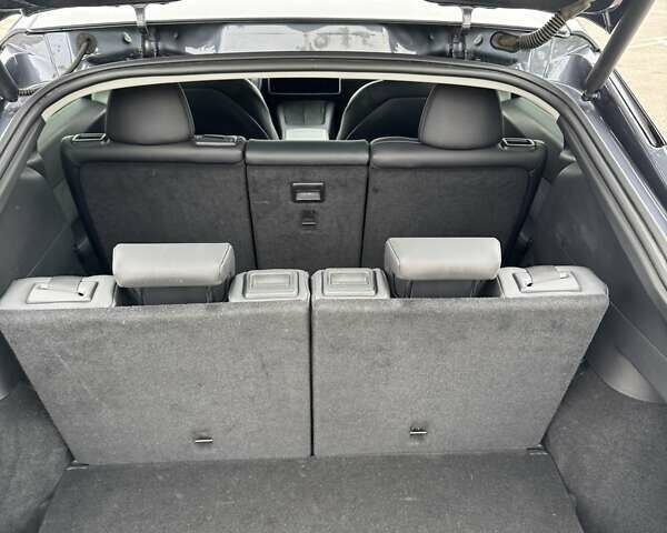 Серый Тесла Model Y, объемом двигателя 0 л и пробегом 61 тыс. км за 25500 $, фото 17 на Automoto.ua
