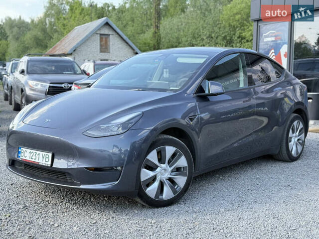 Серый Тесла Model Y, объемом двигателя 0 л и пробегом 31 тыс. км за 24800 $, фото 7 на Automoto.ua