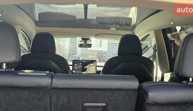 Сірий Тесла Model Y, об'ємом двигуна 0 л та пробігом 67 тис. км за 26000 $, фото 19 на Automoto.ua