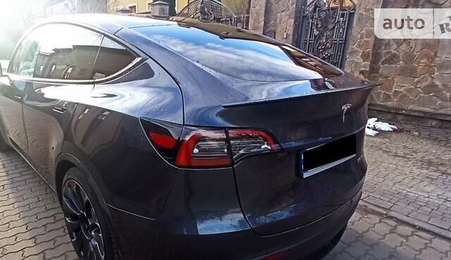 Серый Тесла Model Y, объемом двигателя 0 л и пробегом 35 тыс. км за 29950 $, фото 30 на Automoto.ua