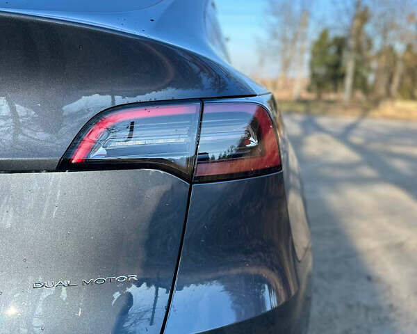 Тесла Model Y 2022 в Луцке на Automoto.ua Серый Тесла Model Y, объемом двигателя 0 л и пробегом 74 тыс. км за 23000 $, фото 11 на Automoto.ua