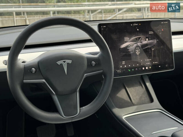 Тесла Model Y 2022 в Киеве на Automoto.ua Серый Тесла Model Y, объемом двигателя 0 л и пробегом 28 тыс. км за 29300 $, фото 18 на Automoto.ua