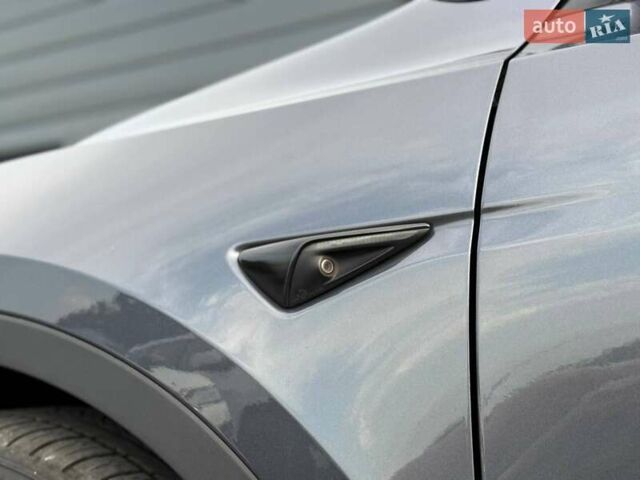 Серый Тесла Model Y, объемом двигателя 0 л и пробегом 85 тыс. км за 23900 $, фото 16 на Automoto.ua
