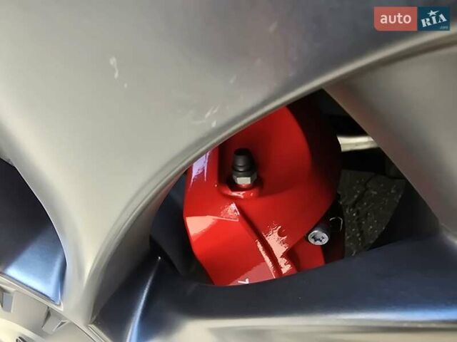 Серый Тесла Model Y, объемом двигателя 0 л и пробегом 34 тыс. км за 27500 $, фото 47 на Automoto.ua