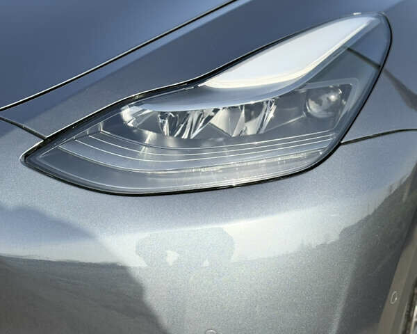 Серый Тесла Model Y, объемом двигателя 0 л и пробегом 84 тыс. км за 22999 $, фото 26 на Automoto.ua