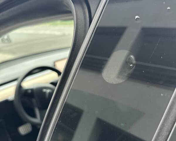 Сірий Тесла Model Y, об'ємом двигуна 0 л та пробігом 121 тис. км за 25000 $, фото 32 на Automoto.ua