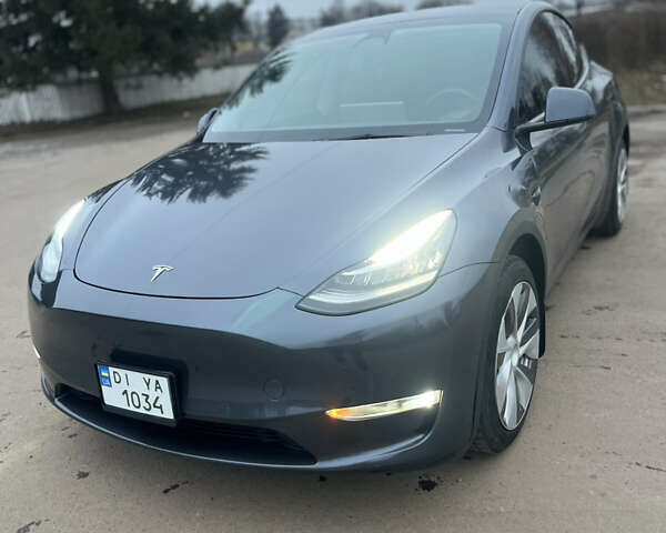 Серый Тесла Model Y, объемом двигателя 0 л и пробегом 42 тыс. км за 30000 $, фото 9 на Automoto.ua
