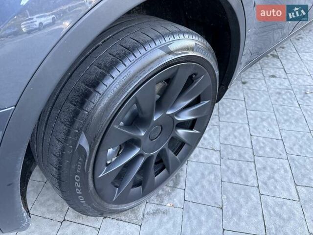 Серый Тесла Model Y, объемом двигателя 0 л и пробегом 38 тыс. км за 24999 $, фото 30 на Automoto.ua