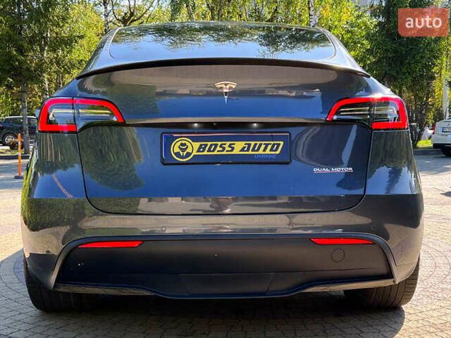 Серый Тесла Model Y, объемом двигателя 0 л и пробегом 160 тыс. км за 26750 $, фото 5 на Automoto.ua