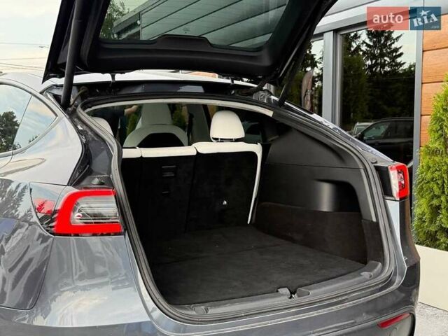 Серый Тесла Model Y, объемом двигателя 0 л и пробегом 85 тыс. км за 23900 $, фото 63 на Automoto.ua