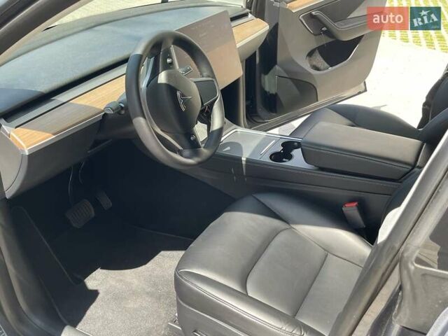 Сірий Тесла Model Y, об'ємом двигуна 0 л та пробігом 31 тис. км за 28800 $, фото 9 на Automoto.ua