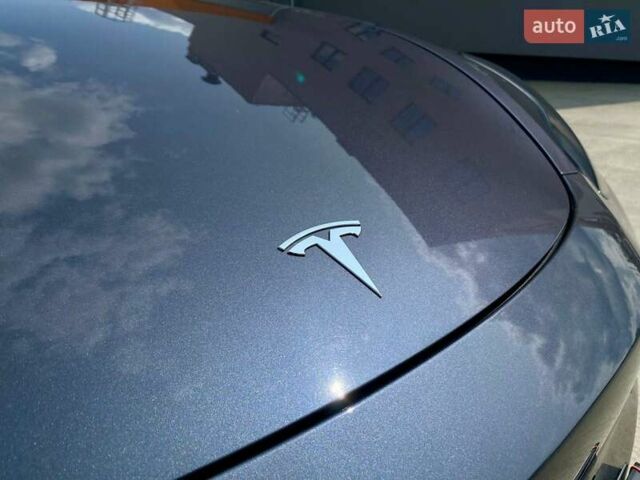 Серый Тесла Model Y, объемом двигателя 0 л и пробегом 20 тыс. км за 33990 $, фото 8 на Automoto.ua