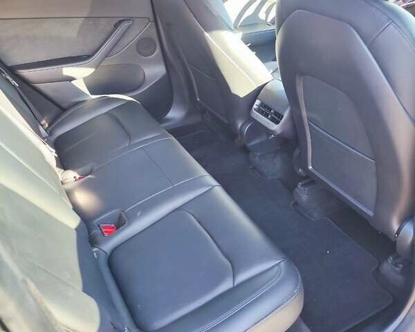 Сірий Тесла Model Y, об'ємом двигуна 0 л та пробігом 50 тис. км за 26490 $, фото 8 на Automoto.ua