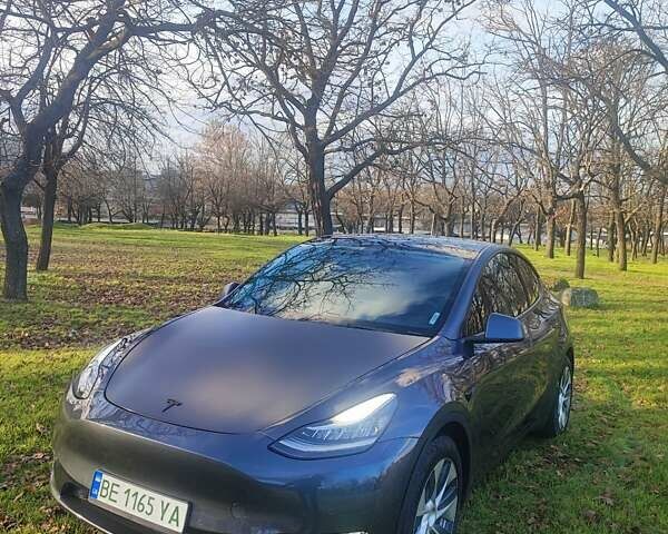 Серый Тесла Model Y, объемом двигателя 0 л и пробегом 160 тыс. км за 24500 $, фото 1 на Automoto.ua