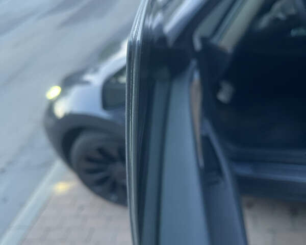 Сірий Тесла Model Y, об'ємом двигуна 0 л та пробігом 69 тис. км за 29999 $, фото 18 на Automoto.ua
