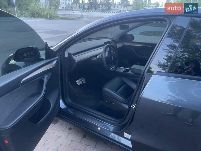 Сірий Тесла Model Y, об'ємом двигуна 0 л та пробігом 69 тис. км за 29999 $, фото 19 на Automoto.ua