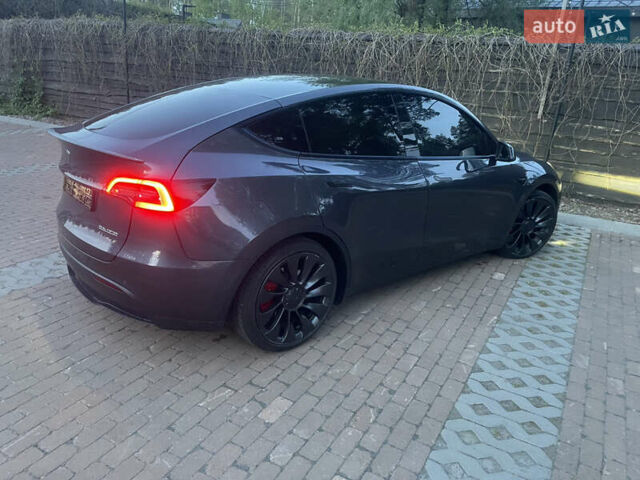 Сірий Тесла Model Y, об'ємом двигуна 0 л та пробігом 69 тис. км за 29999 $, фото 33 на Automoto.ua