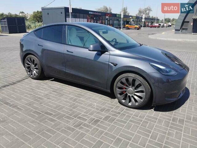 Серый Тесла Model Y, объемом двигателя 0 л и пробегом 3 тыс. км за 45500 $, фото 16 на Automoto.ua