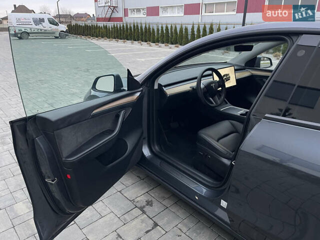 Сірий Тесла Model Y, об'ємом двигуна 0 л та пробігом 65 тис. км за 25500 $, фото 23 на Automoto.ua