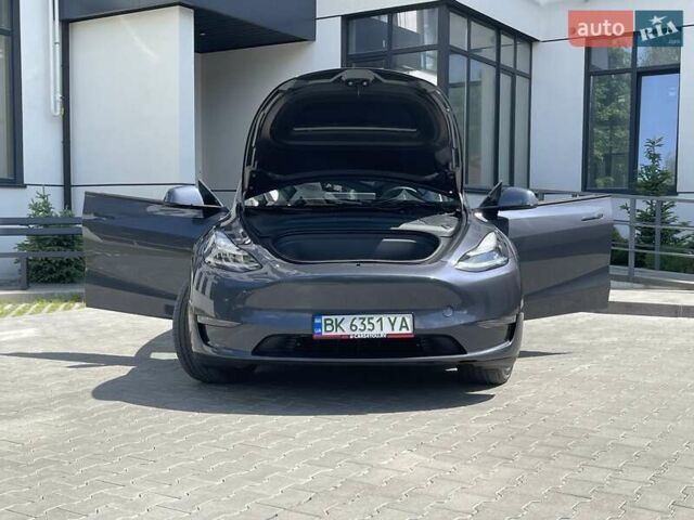 Сірий Тесла Model Y, об'ємом двигуна 0 л та пробігом 31 тис. км за 28800 $, фото 12 на Automoto.ua
