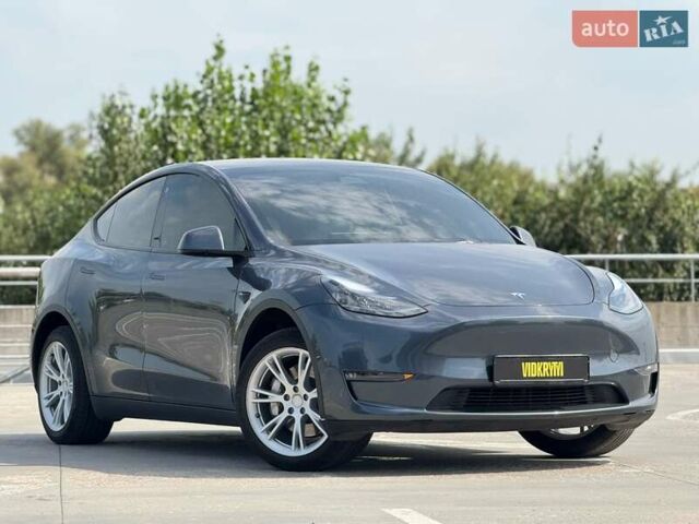 Тесла Model Y 2022 в Киеве на Automoto.ua Серый Тесла Model Y, объемом двигателя 0 л и пробегом 28 тыс. км за 29300 $, фото 3 на Automoto.ua