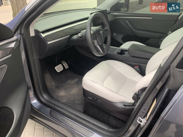Серый Тесла Model Y, объемом двигателя 0 л и пробегом 29 тыс. км за 32700 $, фото 35 на Automoto.ua