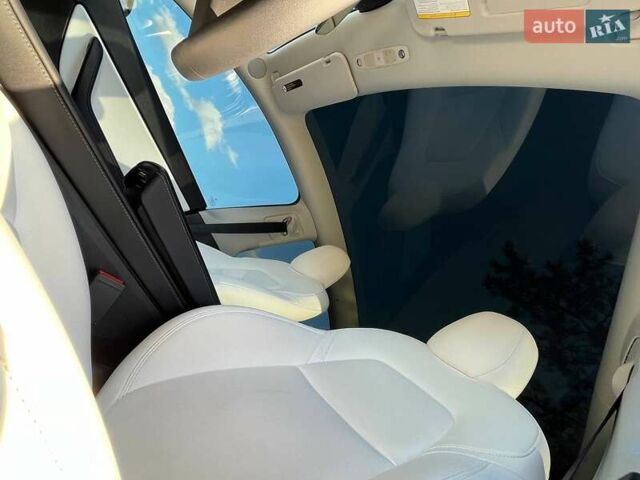 Серый Тесла Model Y, объемом двигателя 0 л и пробегом 17 тыс. км за 36800 $, фото 14 на Automoto.ua