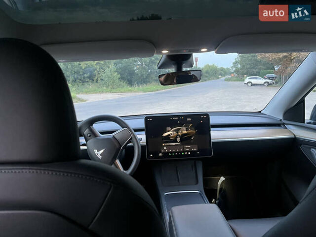 Серый Тесла Model Y, объемом двигателя 0 л и пробегом 30 тыс. км за 25000 $, фото 24 на Automoto.ua