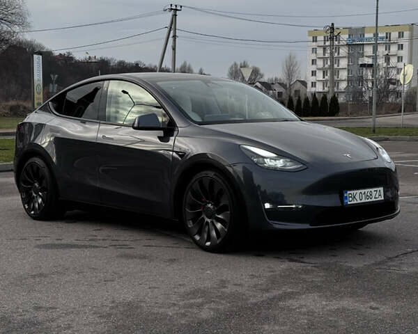 Серый Тесла Model Y, объемом двигателя 0 л и пробегом 26 тыс. км за 28900 $, фото 16 на Automoto.ua