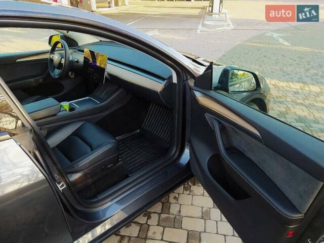 Тесла Model Y 2022 у Києві на Automoto.ua Сірий Тесла Model Y, об'ємом двигуна 0 л та пробігом 95 тис. км за 22700 $, фото 5 на Automoto.ua