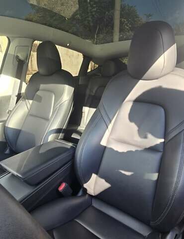 Сірий Тесла Model Y, об'ємом двигуна 0 л та пробігом 67 тис. км за 26000 $, фото 12 на Automoto.ua