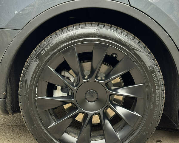 Серый Тесла Model Y, объемом двигателя 0 л и пробегом 58 тыс. км за 25000 $, фото 24 на Automoto.ua