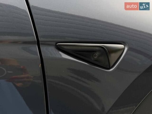 Серый Тесла Model Y, объемом двигателя 0 л и пробегом 85 тыс. км за 23900 $, фото 18 на Automoto.ua