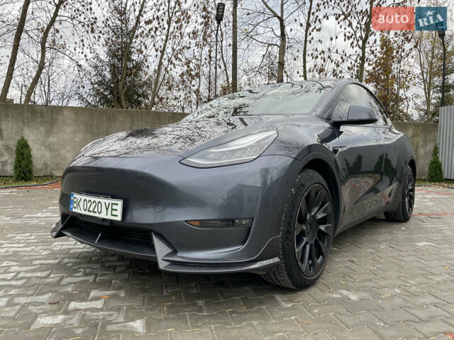 Сірий Тесла Model Y, об'ємом двигуна 0 л та пробігом 118 тис. км за 25900 $, фото 10 на Automoto.ua