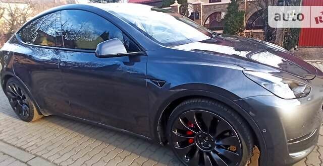 Серый Тесла Model Y, объемом двигателя 0 л и пробегом 35 тыс. км за 29950 $, фото 23 на Automoto.ua