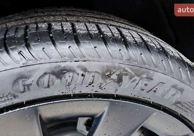 Сірий Тесла Model Y, об'ємом двигуна 0 л та пробігом 48 тис. км за 26400 $, фото 16 на Automoto.ua