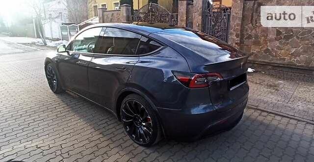 Серый Тесла Model Y, объемом двигателя 0 л и пробегом 35 тыс. км за 29950 $, фото 29 на Automoto.ua