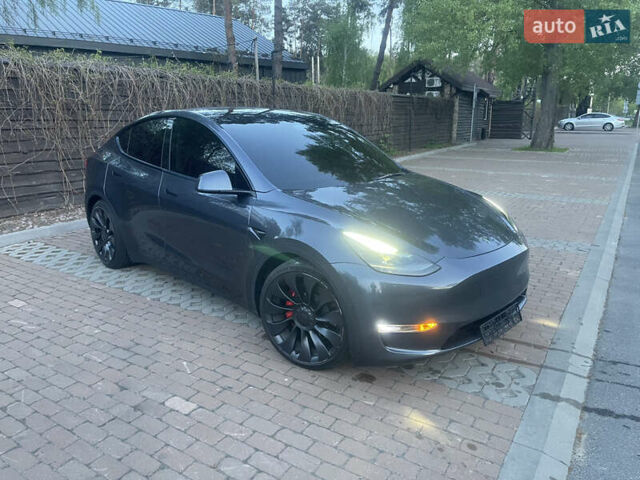 Сірий Тесла Model Y, об'ємом двигуна 0 л та пробігом 69 тис. км за 29999 $, фото 12 на Automoto.ua