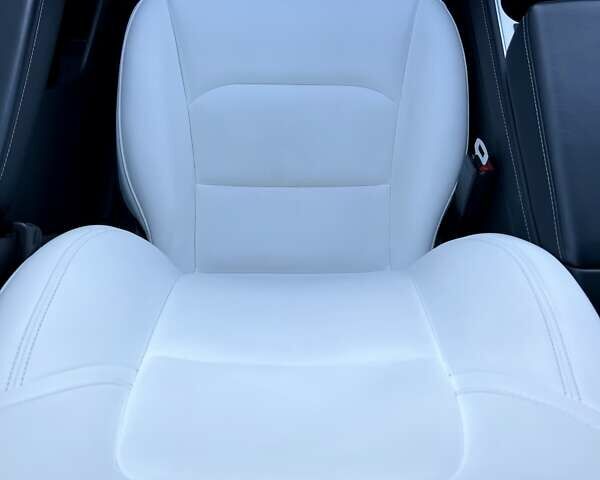 Серый Тесла Model Y, объемом двигателя 0 л и пробегом 25 тыс. км за 27000 $, фото 54 на Automoto.ua