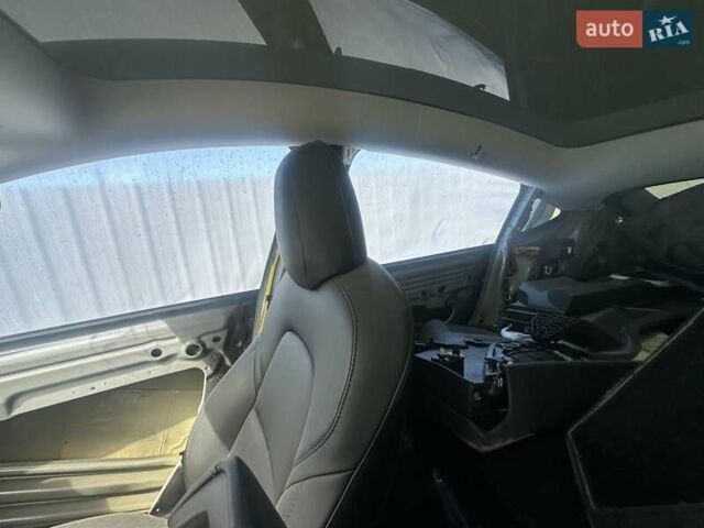 Серый Тесла Model Y, объемом двигателя 0 л и пробегом 86 тыс. км за 17300 $, фото 11 на Automoto.ua