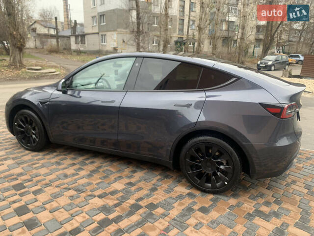 Серый Тесла Model Y, объемом двигателя 0 л и пробегом 10 тыс. км за 55000 $, фото 40 на Automoto.ua