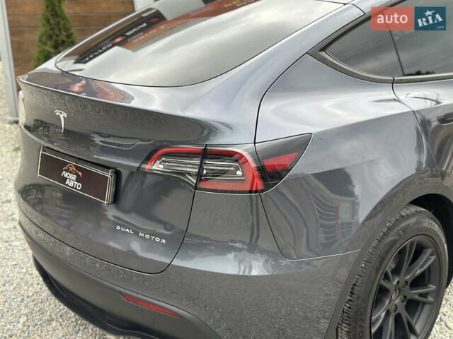 Серый Тесла Model Y, объемом двигателя 0 л и пробегом 37 тыс. км за 25000 $, фото 8 на Automoto.ua