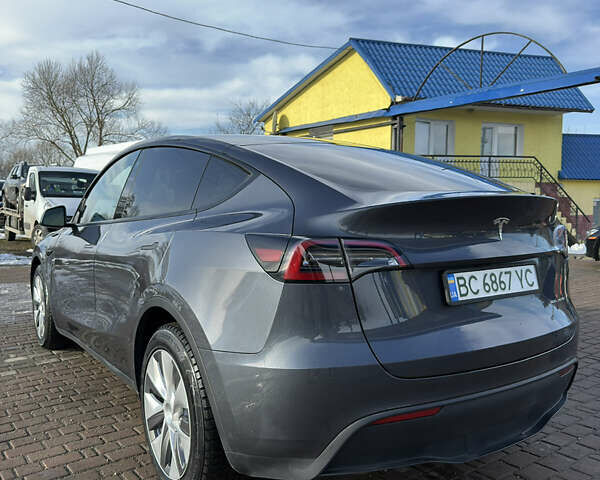 Сірий Тесла Model Y, об'ємом двигуна 0 л та пробігом 47 тис. км за 29500 $, фото 2 на Automoto.ua