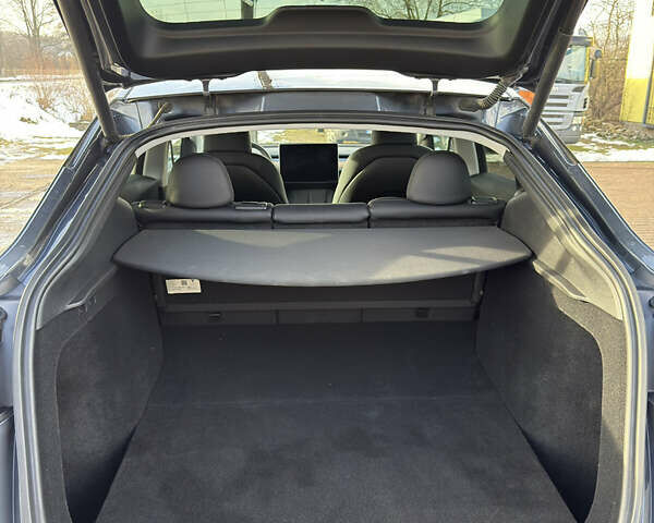 Сірий Тесла Model Y, об'ємом двигуна 0 л та пробігом 47 тис. км за 29500 $, фото 17 на Automoto.ua