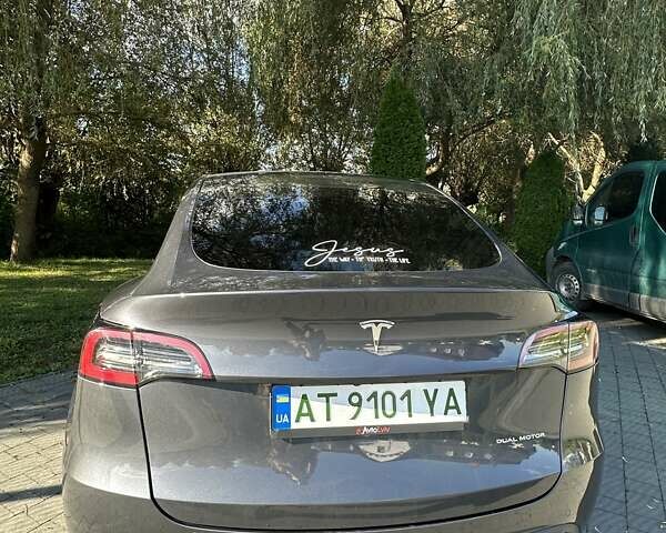 Серый Тесла Model Y, объемом двигателя 0 л и пробегом 60 тыс. км за 28999 $, фото 19 на Automoto.ua