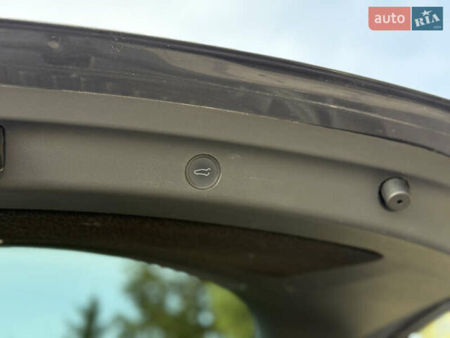 Сірий Тесла Model Y, об'ємом двигуна 0 л та пробігом 67 тис. км за 25000 $, фото 32 на Automoto.ua