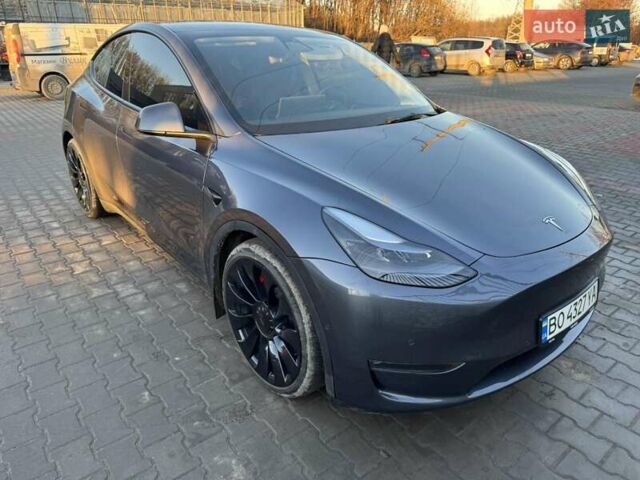 Серый Тесла Model Y, объемом двигателя 0 л и пробегом 12 тыс. км за 25000 $, фото 10 на Automoto.ua